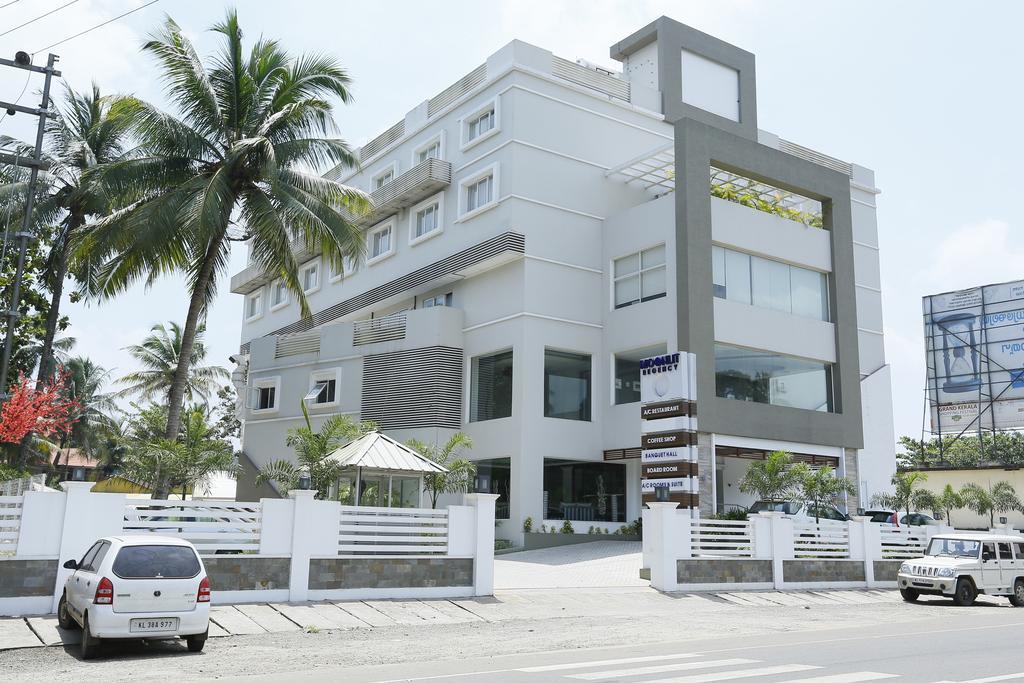 Hotel Moonlit Regency Thodupuzha Bilik gambar