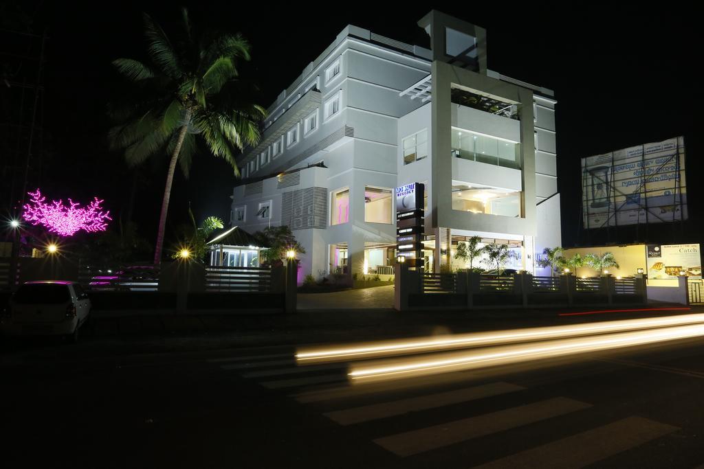 Hotel Moonlit Regency Thodupuzha Luaran gambar