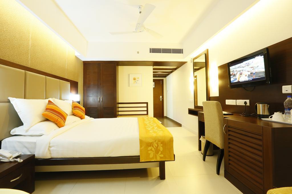 Hotel Moonlit Regency Thodupuzha Bilik gambar