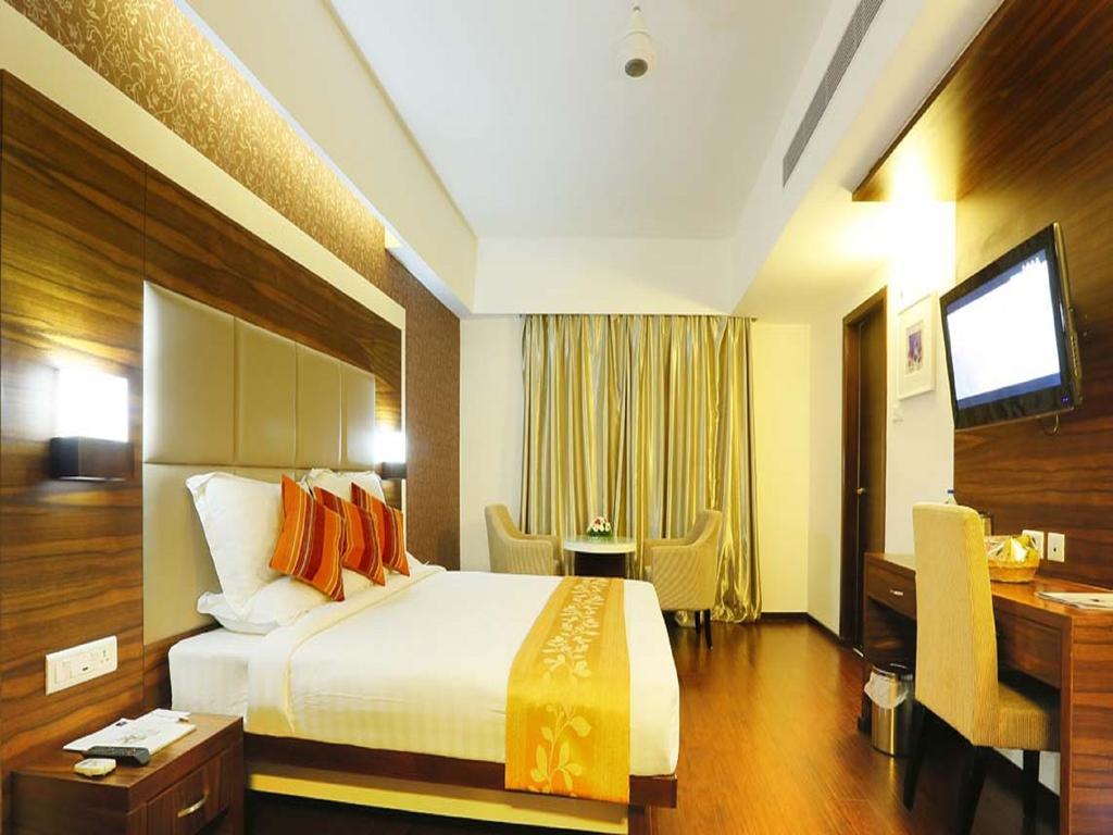 Hotel Moonlit Regency Thodupuzha Luaran gambar